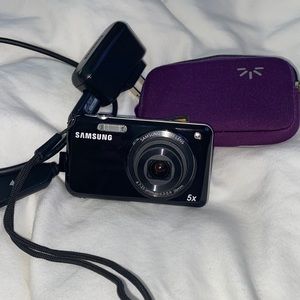 Samsung PL120 digital camera